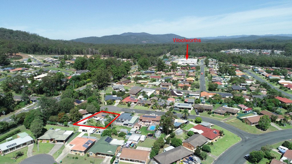 10 Teal Close LAKEWOOD 14