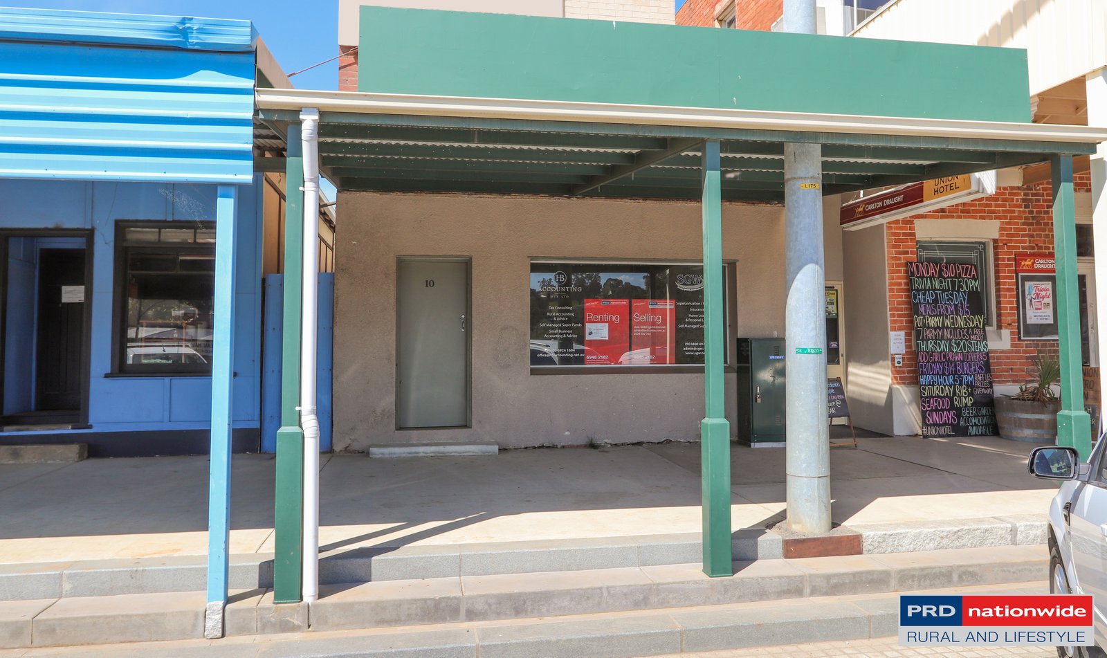 10 The Parade TUMBARUMBA 1