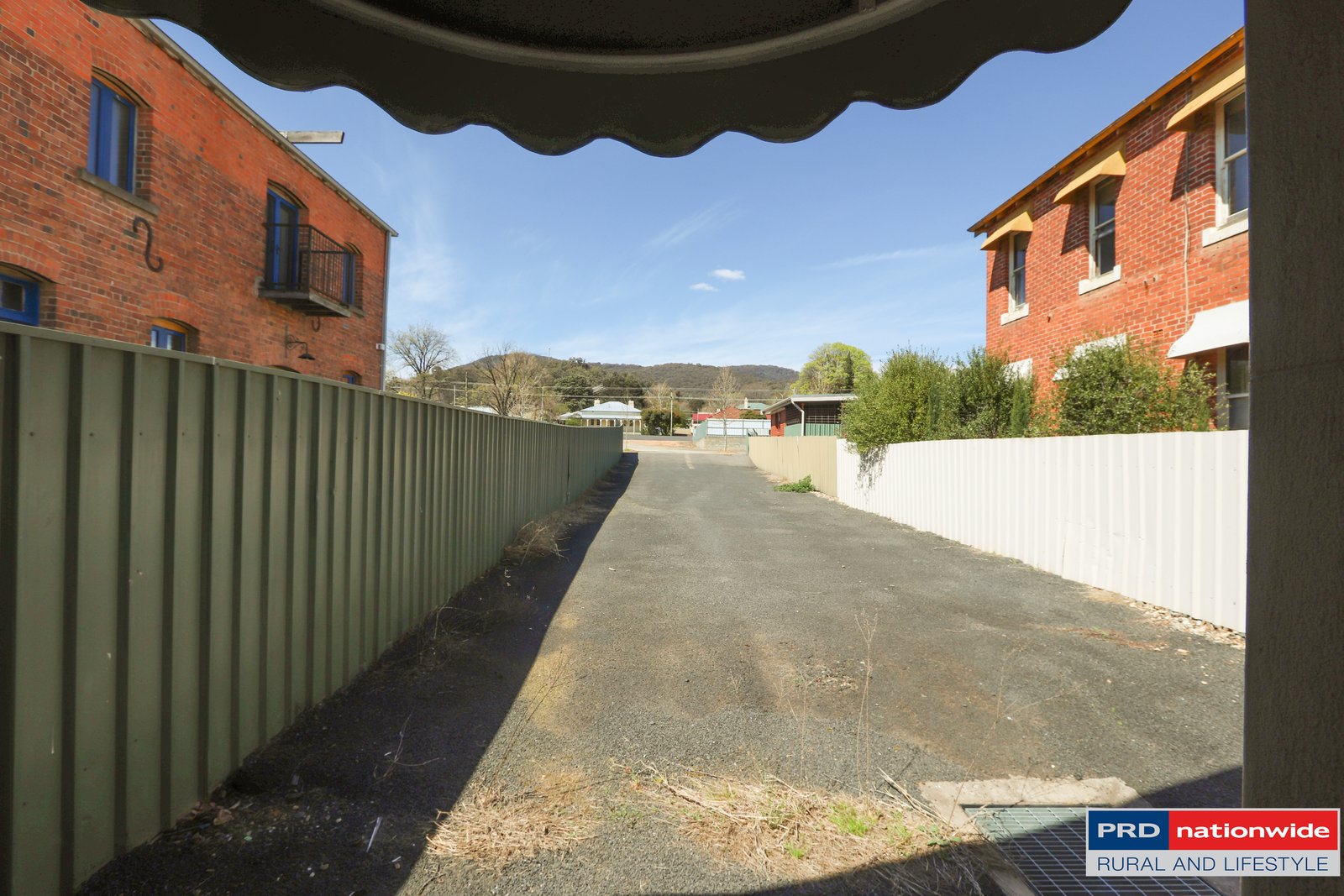 10 The Parade TUMBARUMBA 17