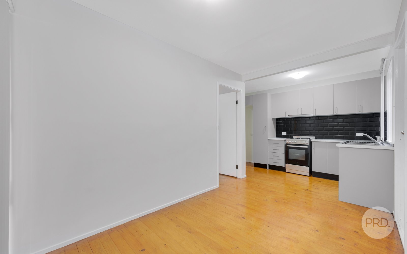 10 The Sanctuary Drive LEONAY 5