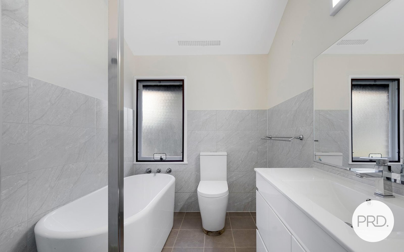 10 The Sanctuary Drive LEONAY 7