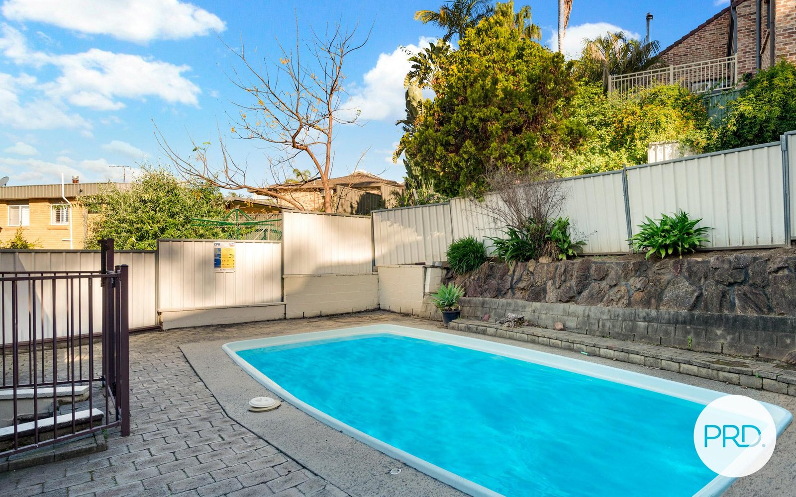 10 The Sanctuary Drive LEONAY 1