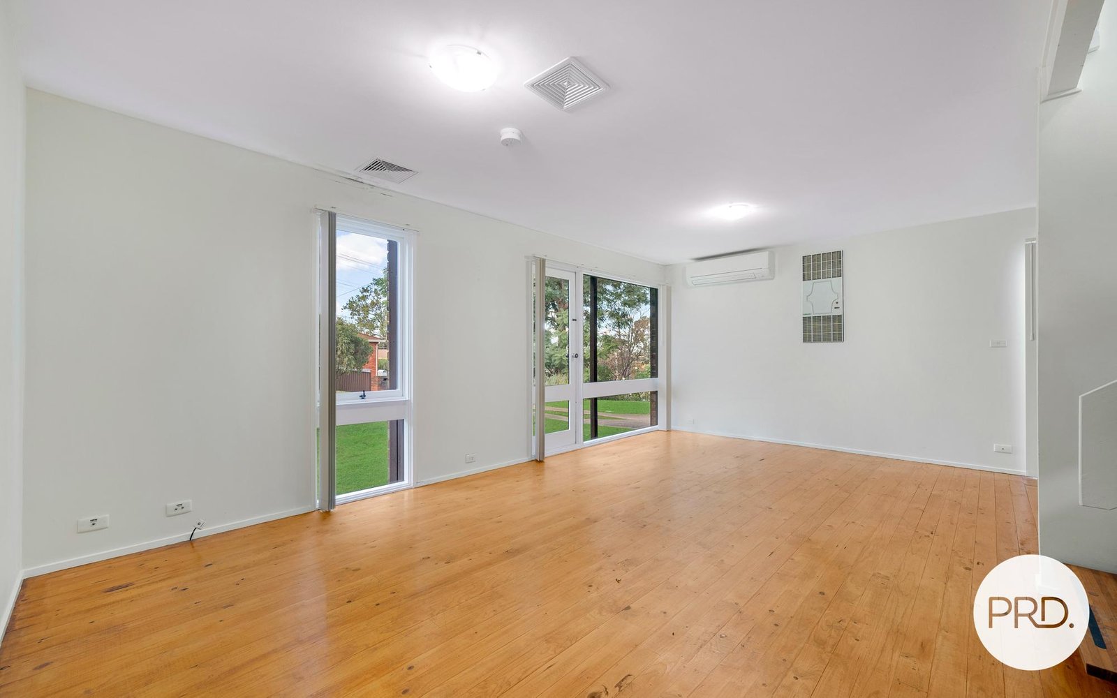 10 The Sanctuary Drive LEONAY 8