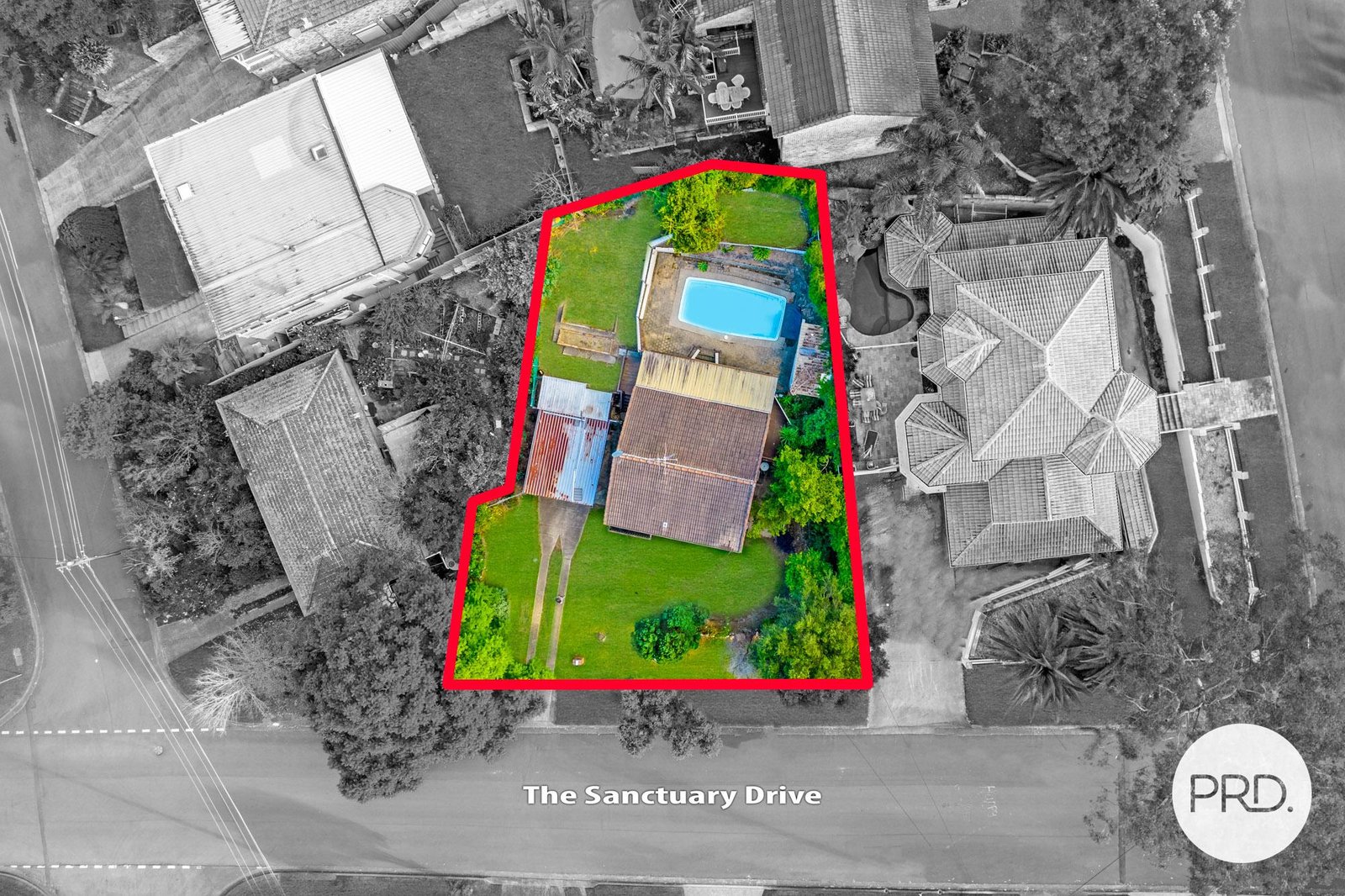 10 The Sanctuary Drive LEONAY 14