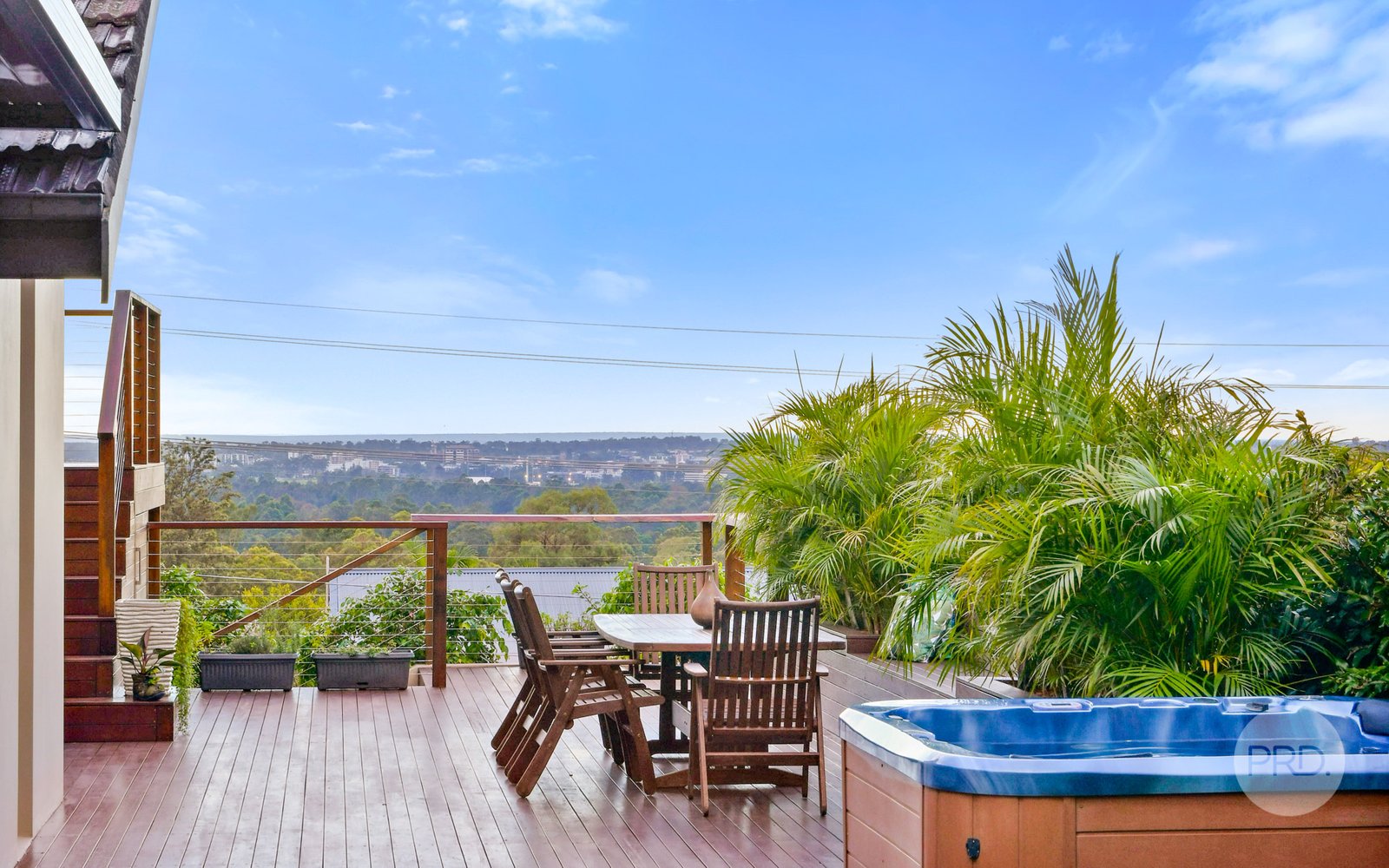 10 The Upper Sanctuary Drive LEONAY 18