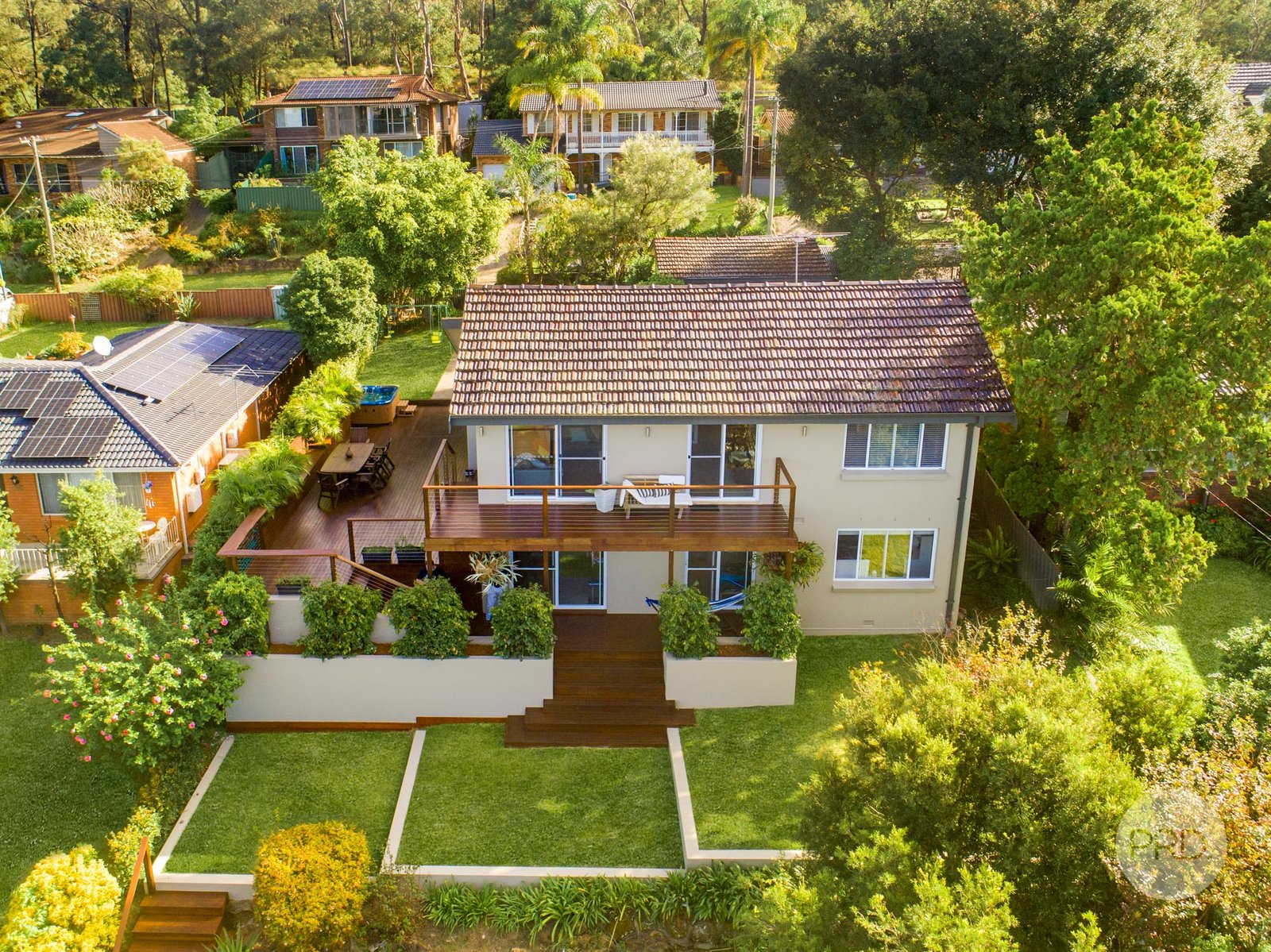 10 The Upper Sanctuary Drive LEONAY 21