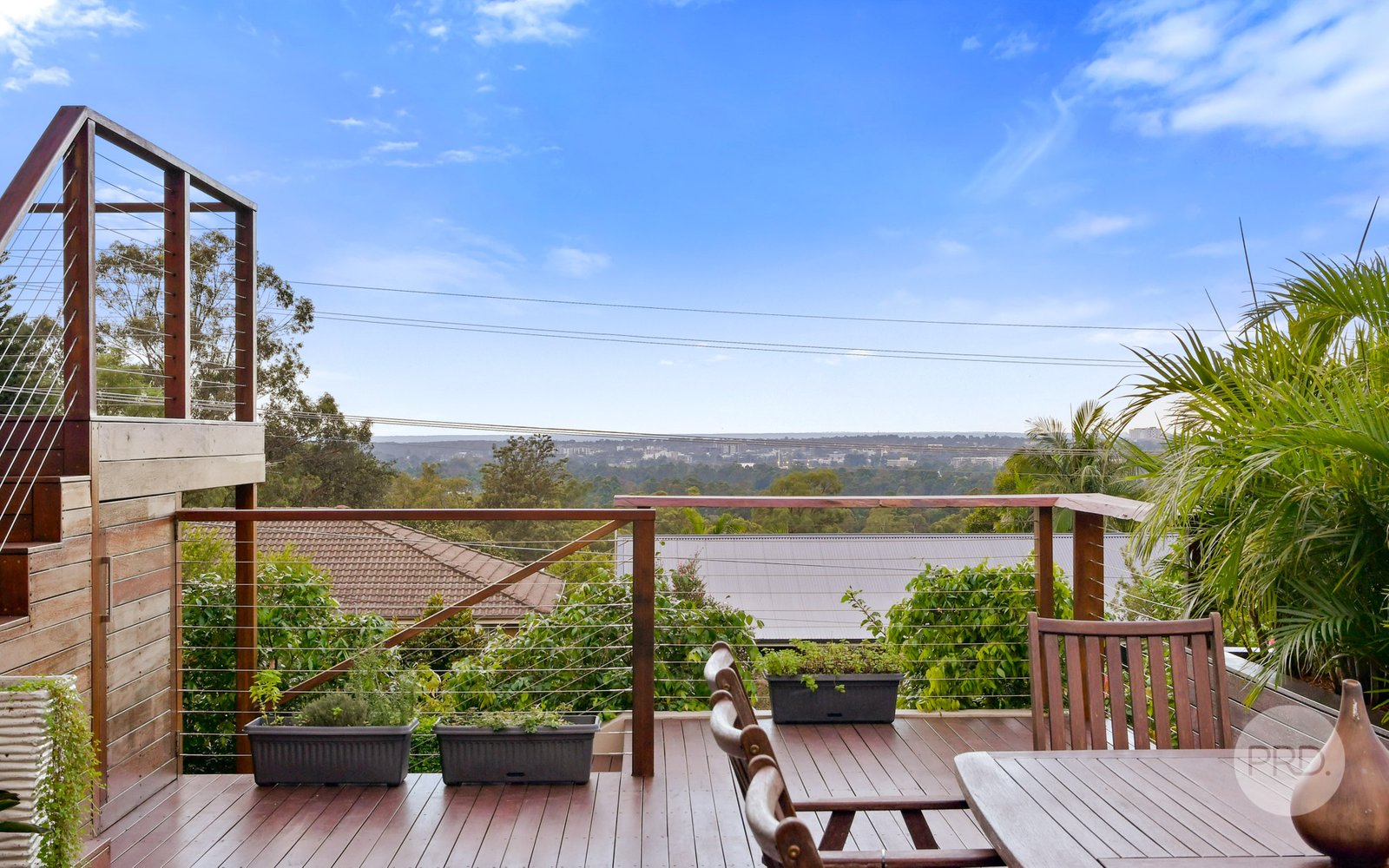 10 The Upper Sanctuary Drive LEONAY 25