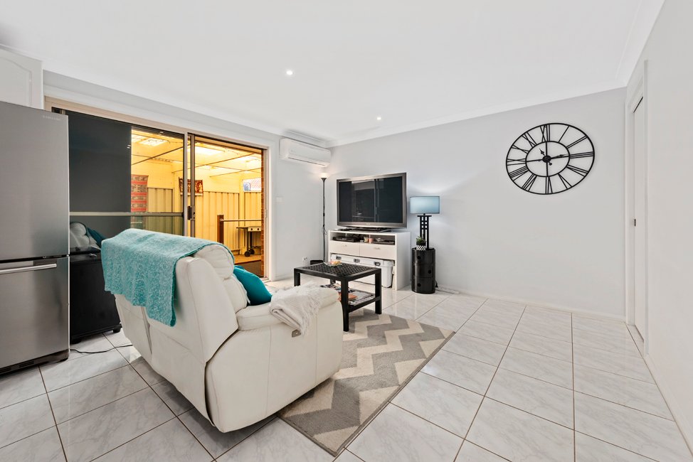 10 The Wharf SALAMANDER BAY 8