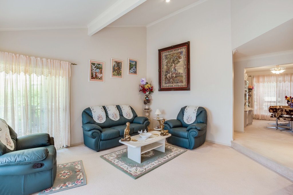 10 The Yardarm  CORLETTE 4