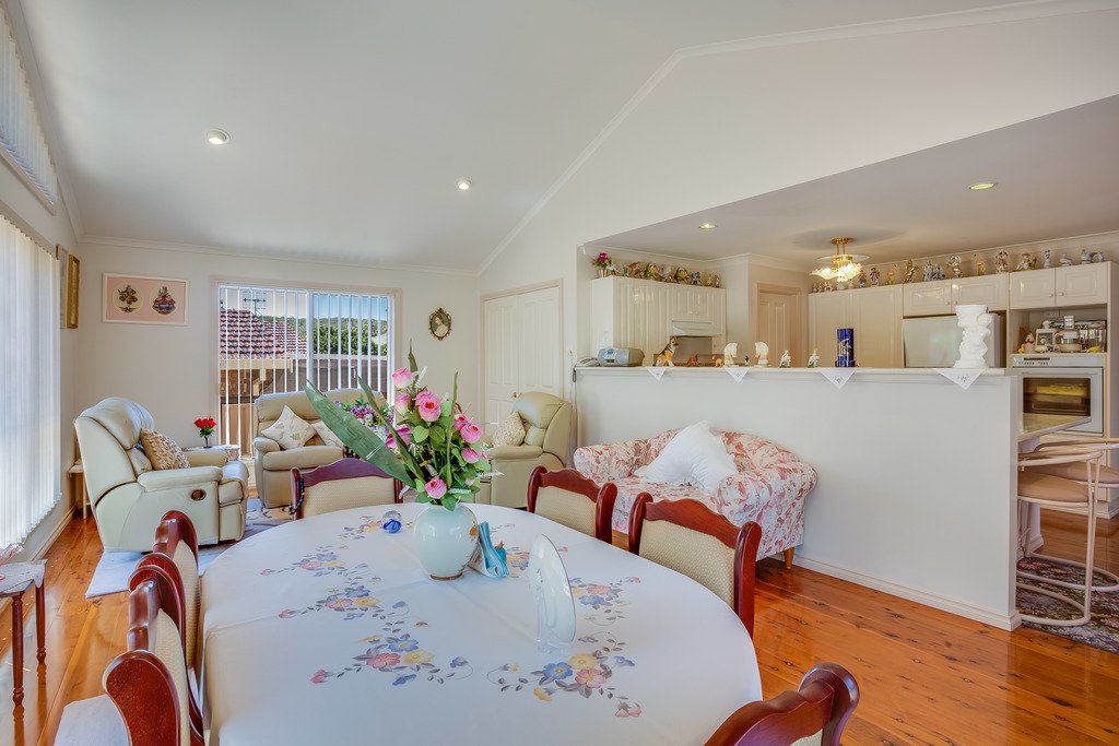 10 The Yardarm  CORLETTE 7