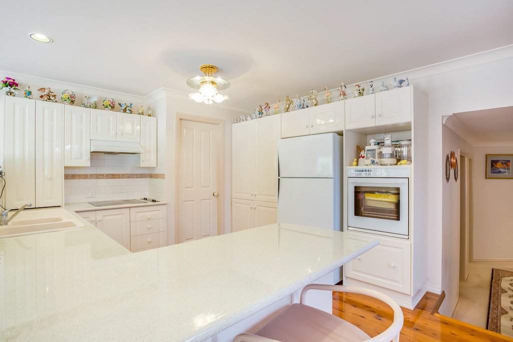 10 The Yardarm  CORLETTE 8