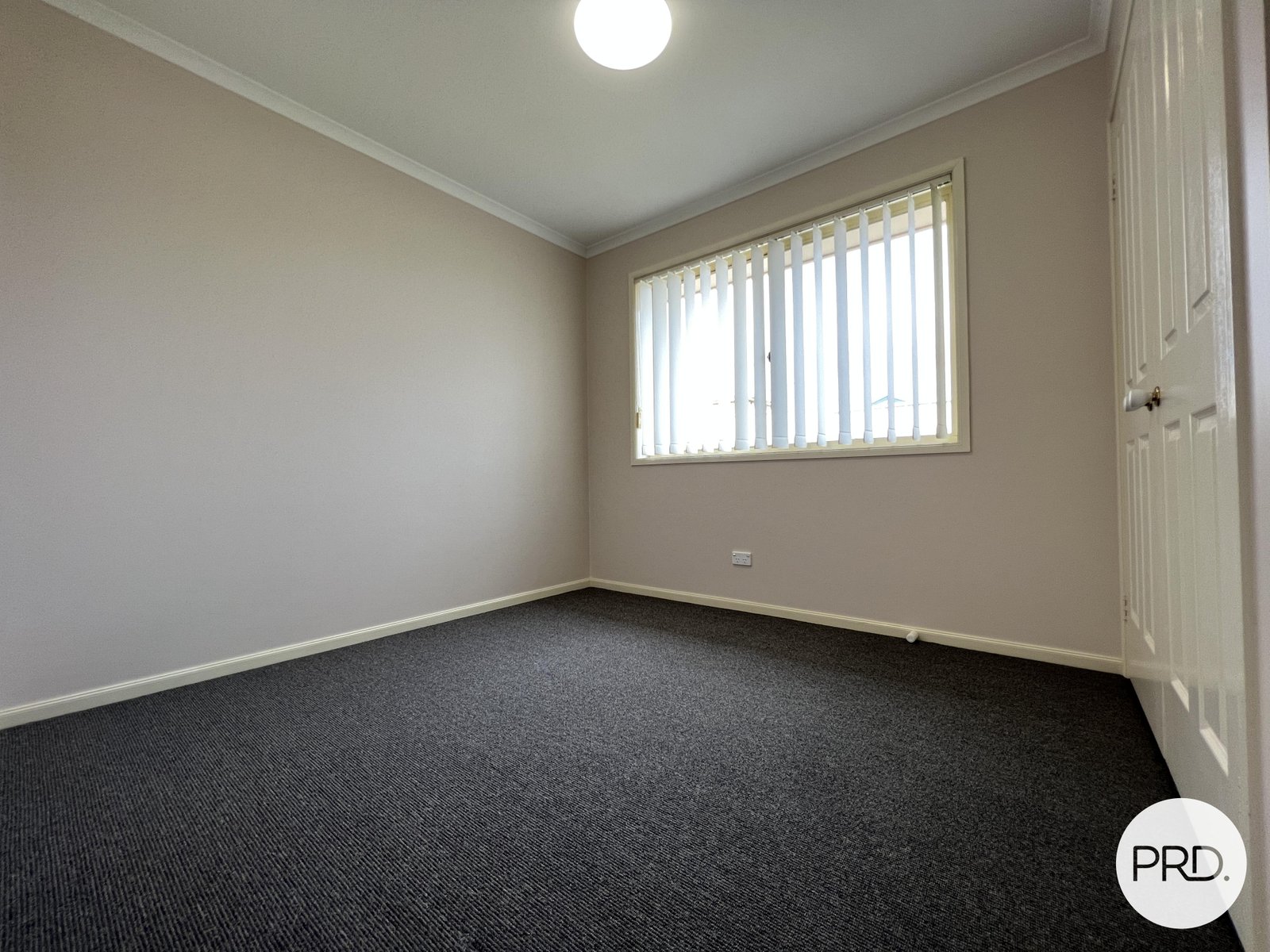 10 Thomas Royal Gardens QUEANBEYAN 7
