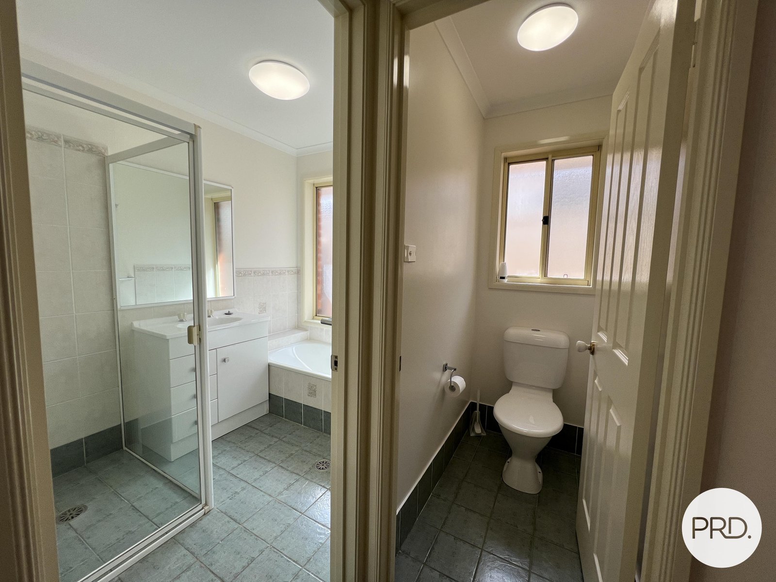 10 Thomas Royal Gardens QUEANBEYAN 10