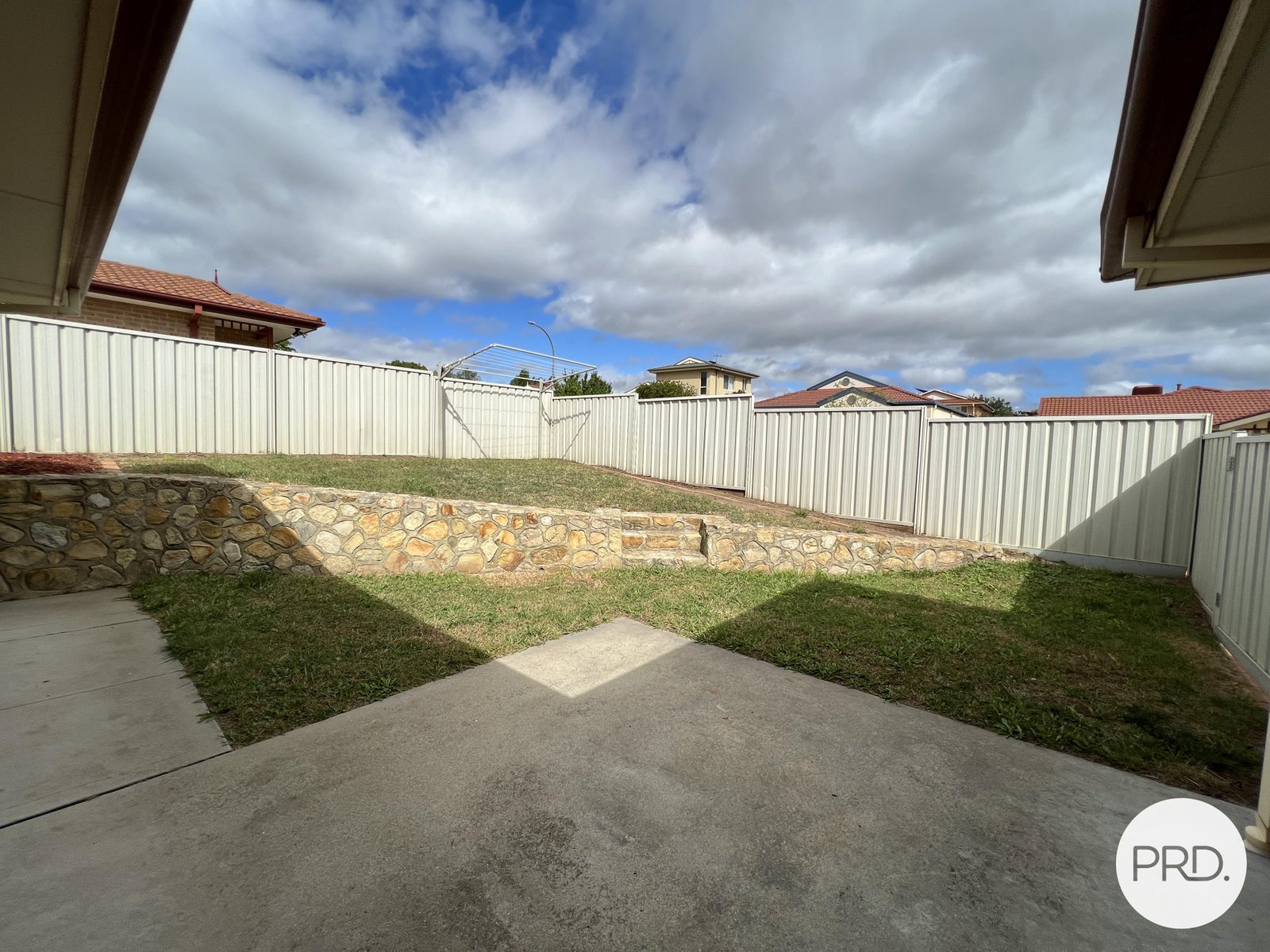 10 Thomas Royal Gardens QUEANBEYAN 11