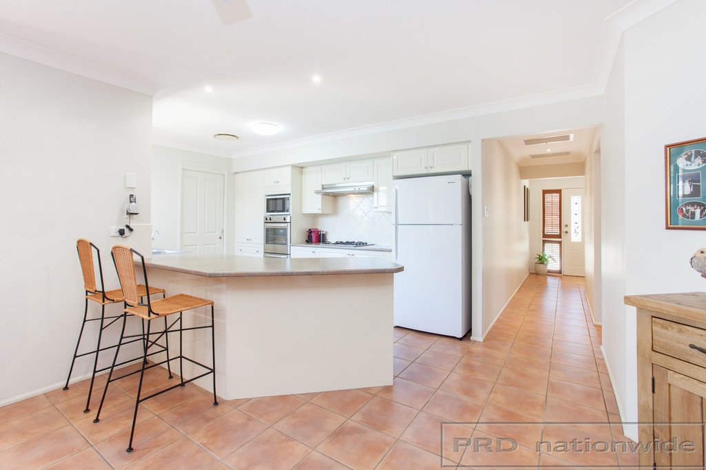 10 Thompson Street EAST MAITLAND 4
