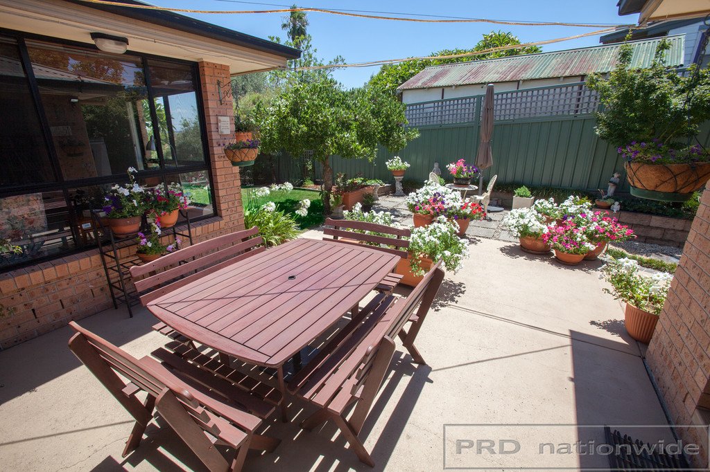 10 Thompson Street EAST MAITLAND 12