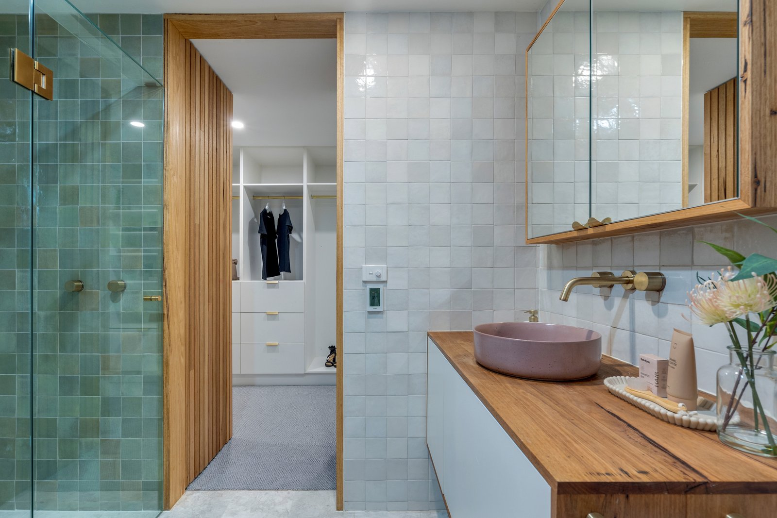 Real Estate and Property in 10 Timber Lane, Woodend, VIC