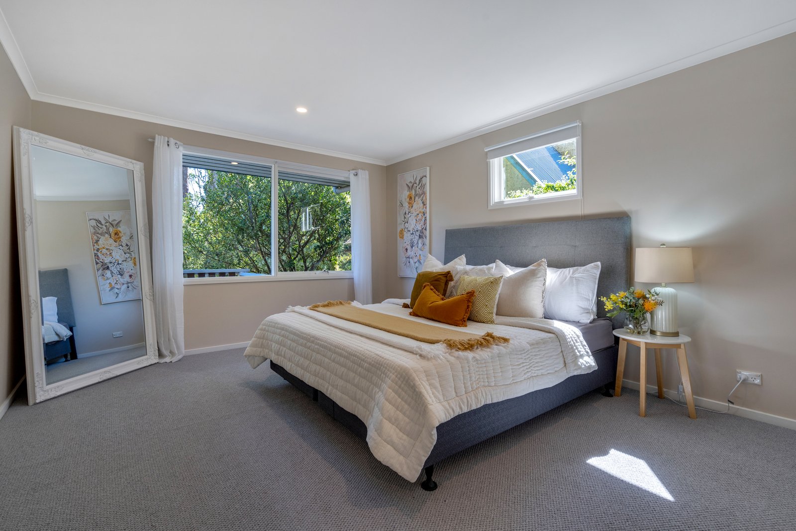 Real Estate and Property in 10 Timber Lane, Woodend, VIC