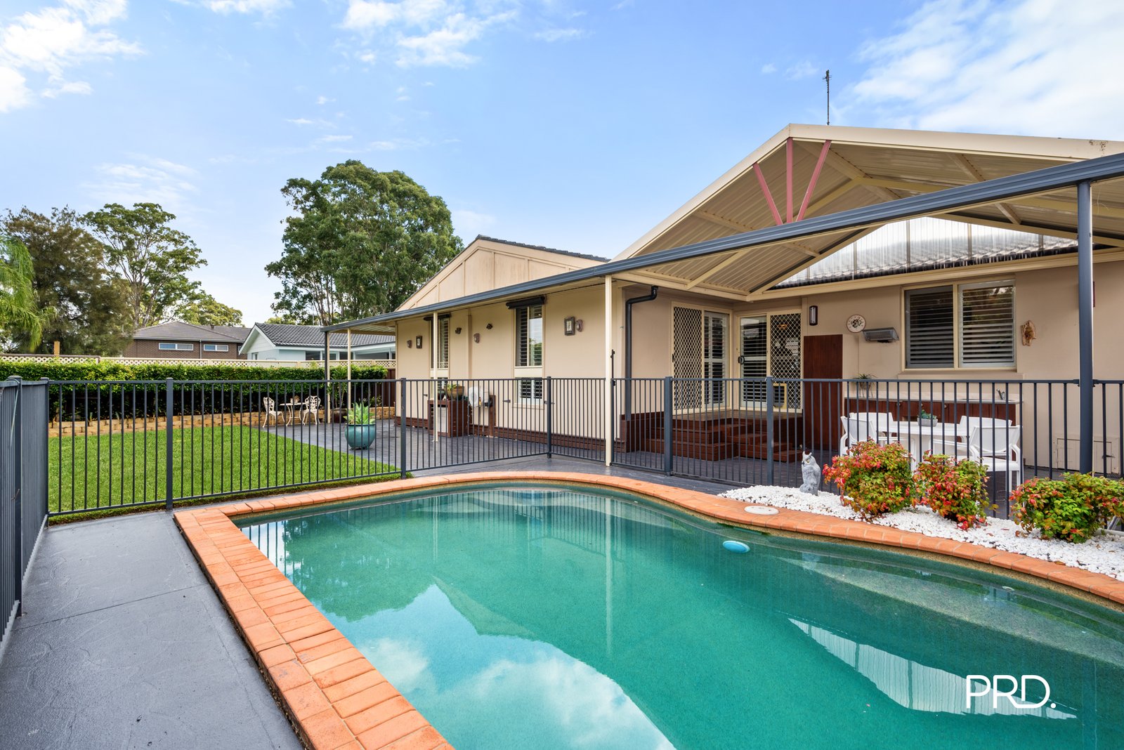 10 Timgalen Avenue SOUTH PENRITH 11