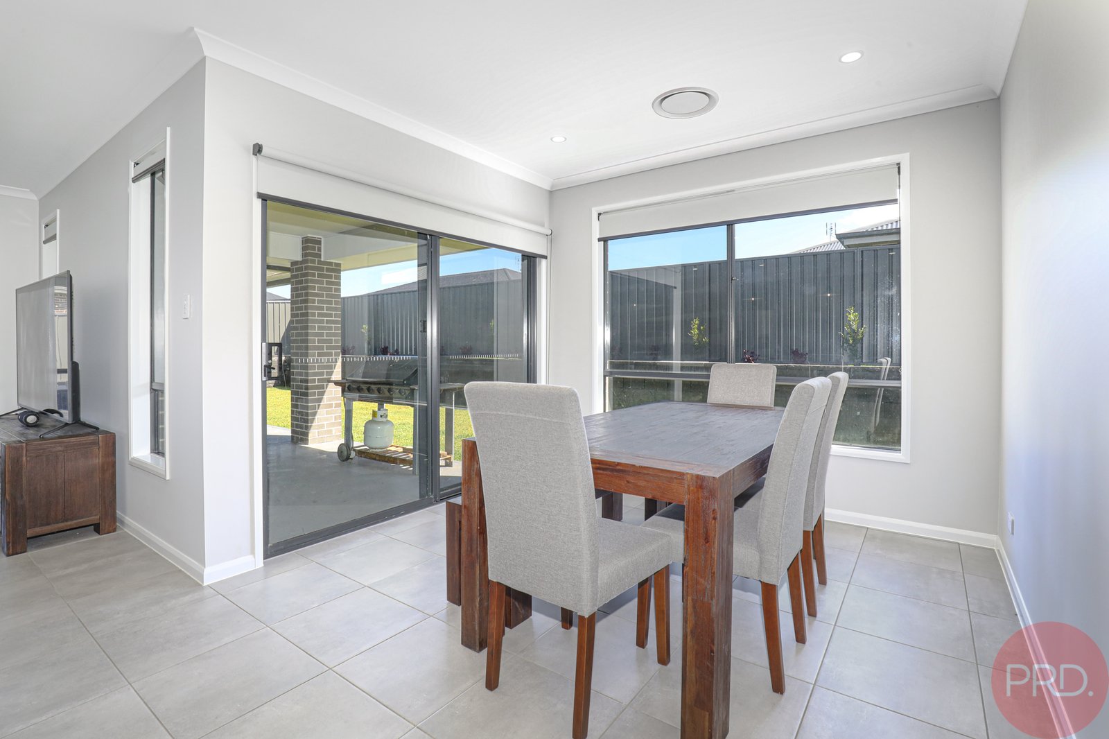 10 Troon Avenue HEDDON GRETA 6