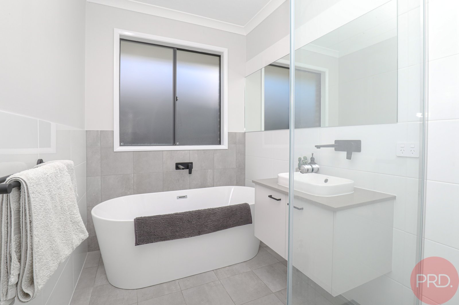 10 Troon Avenue HEDDON GRETA 13