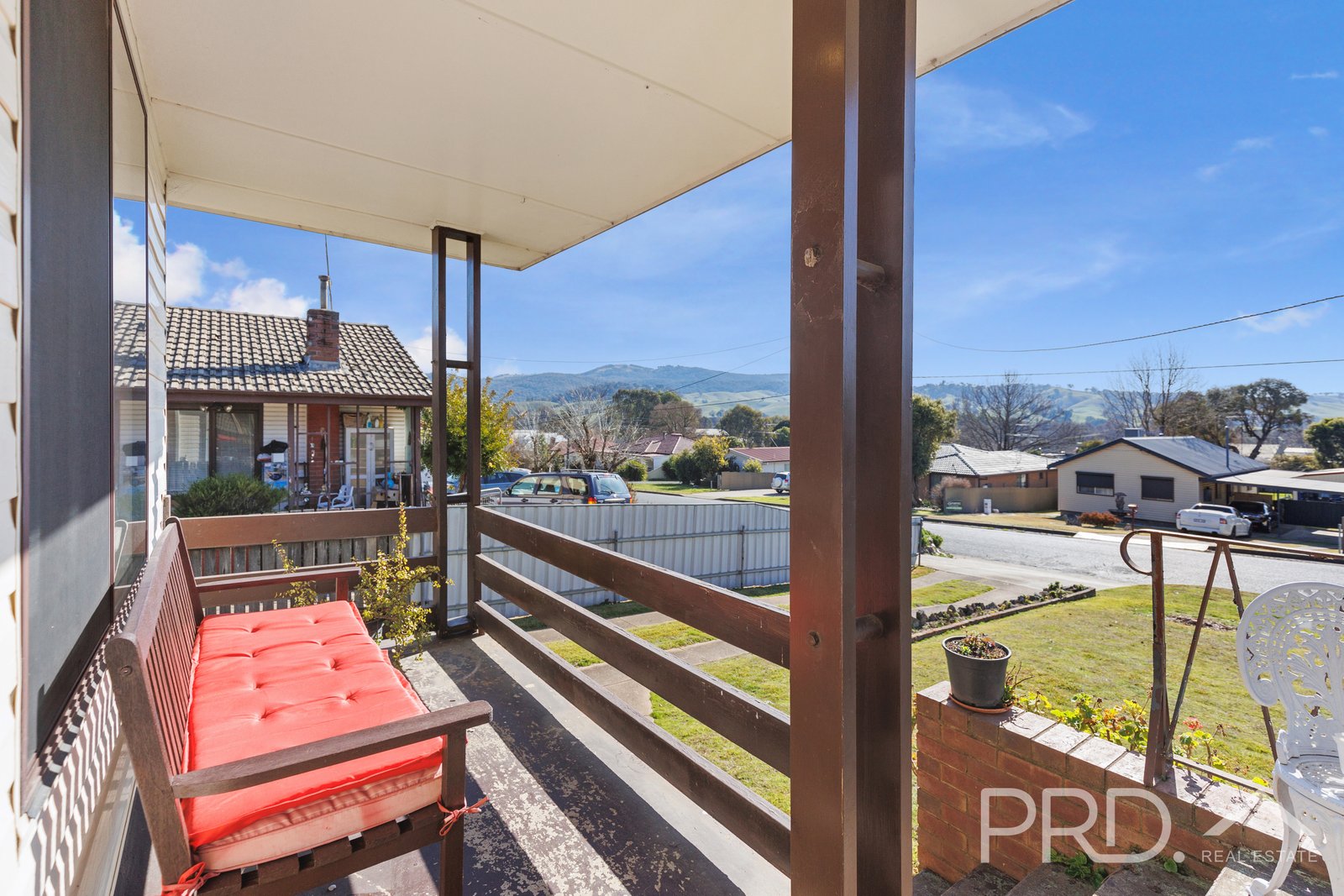 10 Tumut Street TUMUT 9