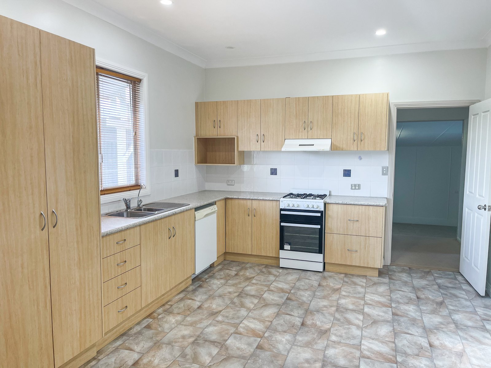 10 Unumgar Street WOODENBONG 4