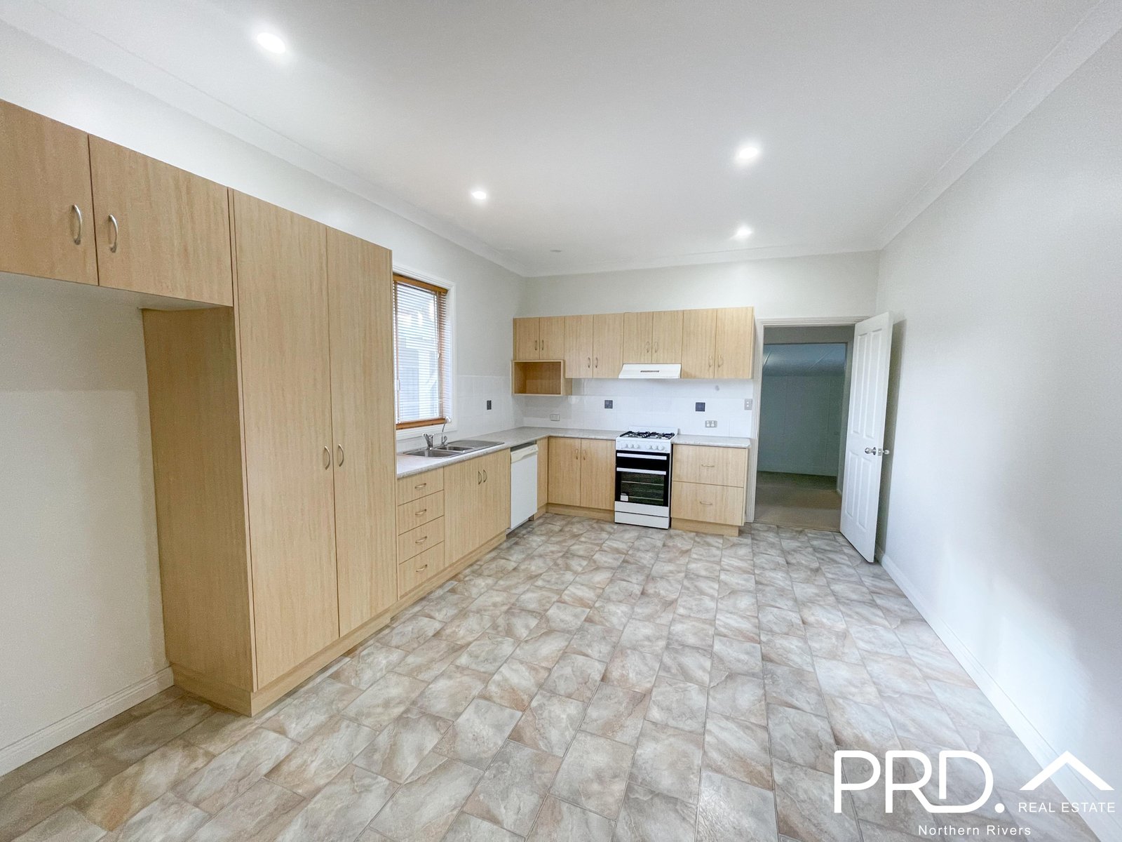 10 Unumgar Street WOODENBONG 6