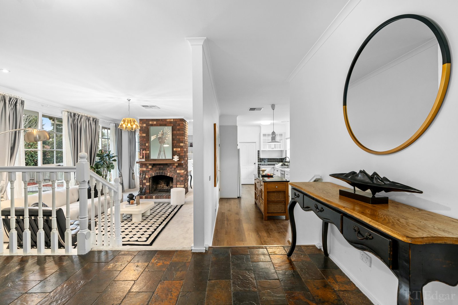 Real Estate and Property in 10 Valencia Terrace, Templestowe, VIC