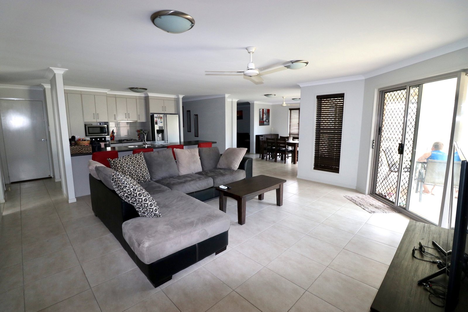 10 Valley Way BOYNE ISLAND 2