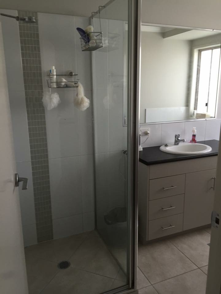 10 Valley Way BOYNE ISLAND 7