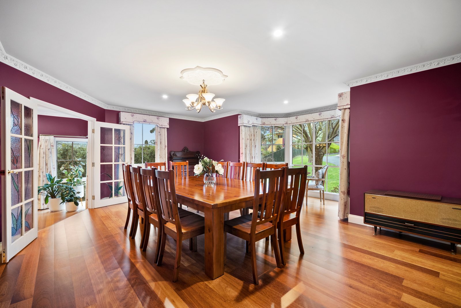 Gallery: 10 Van Haaster Court