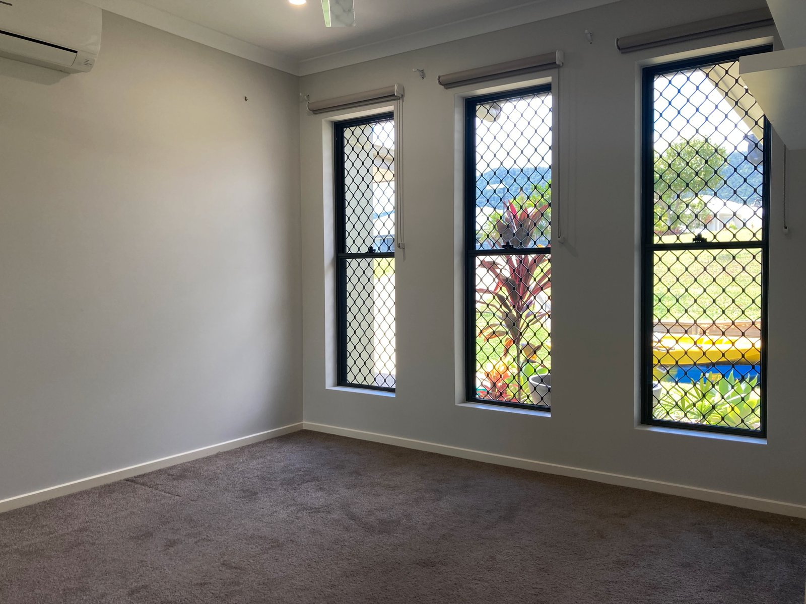 10 Vector Court CANNON VALLEY 12