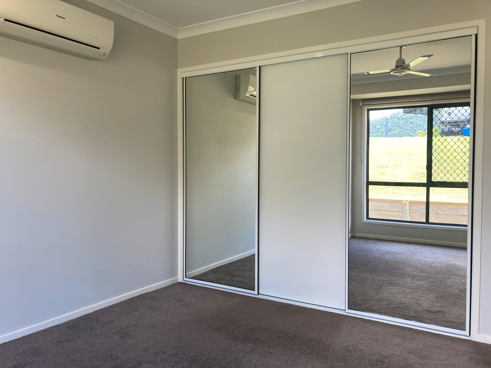 10 Vector Court CANNON VALLEY 14