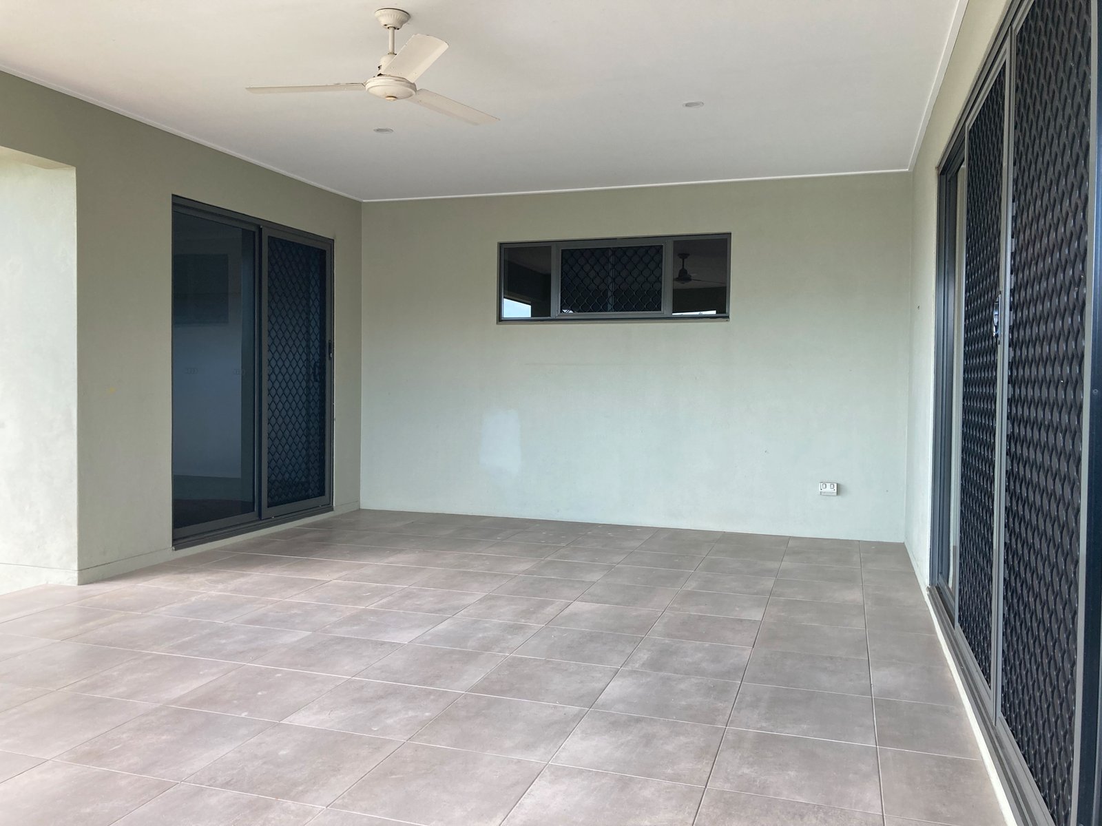 10 Vector Court CANNON VALLEY 22