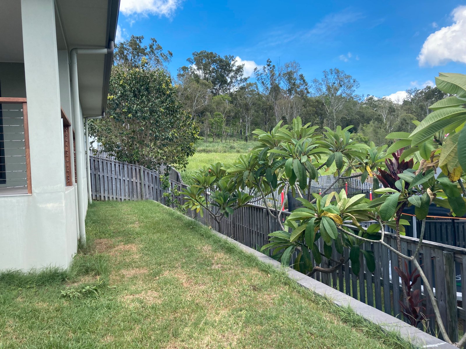 10 Vector Court CANNON VALLEY 27