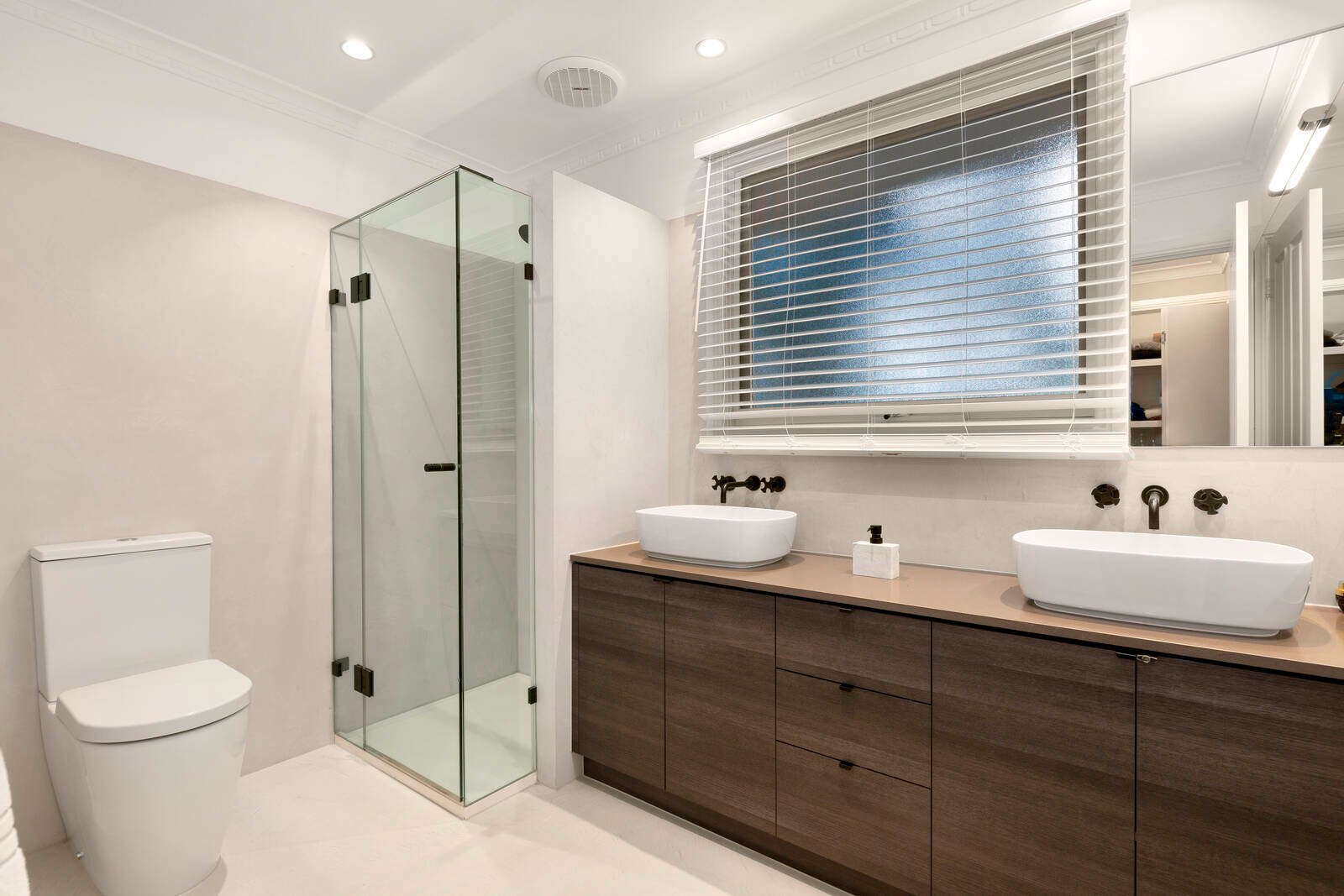 Real Estate and Property in 10 Veda Court, Templestowe, VIC