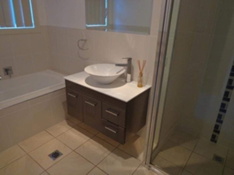 10 Verdelho Drive TAMWORTH 6