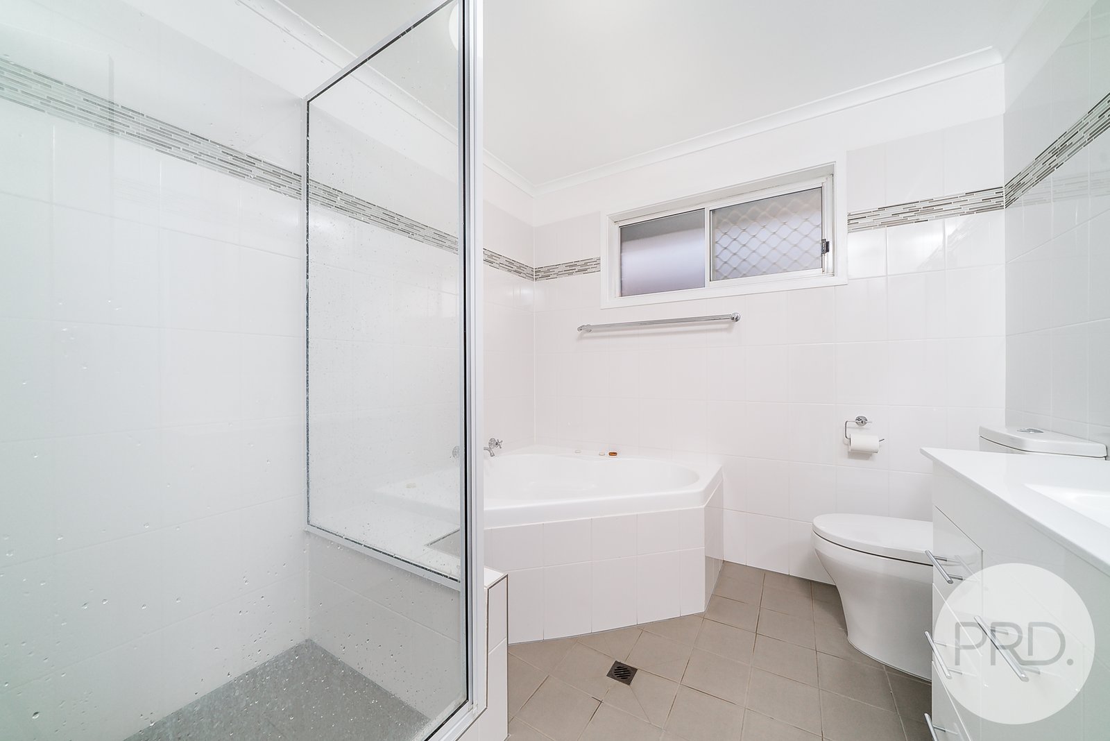 10 Vestey Street WAGGA WAGGA 9