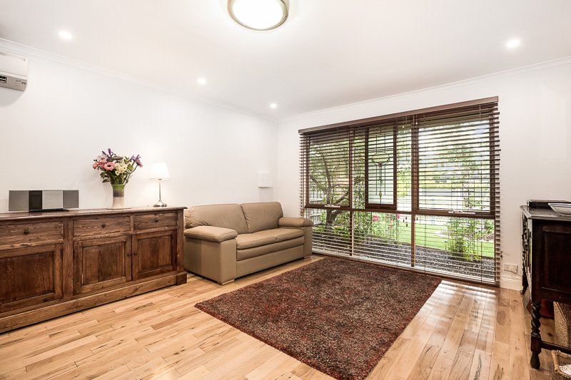 Gallery: 10 Walker Avenue