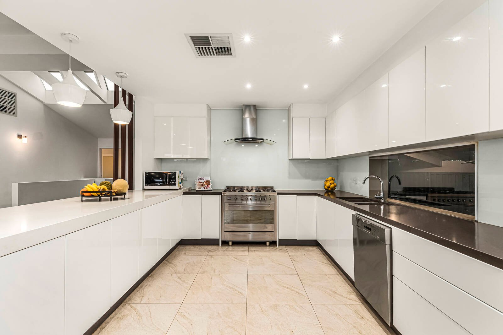 Real Estate and Property in 10 Wallara Close, Doncaster East, VIC