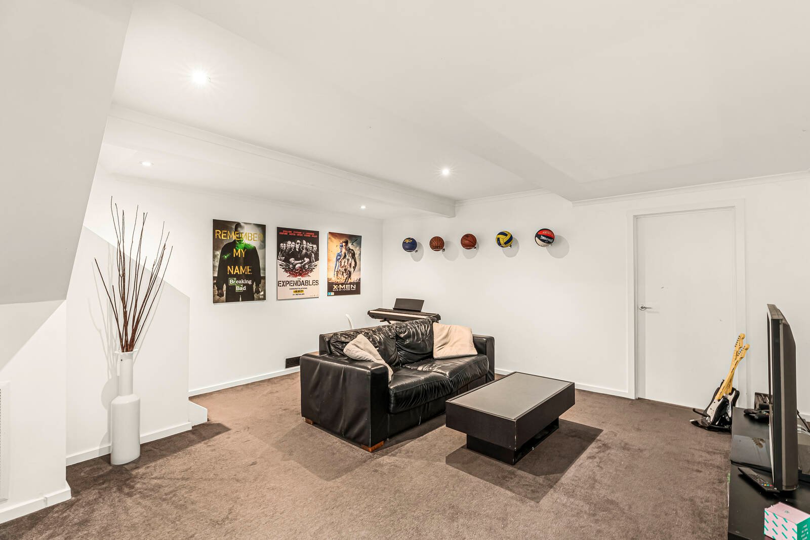 Real Estate and Property in 10 Wallara Close, Doncaster East, VIC