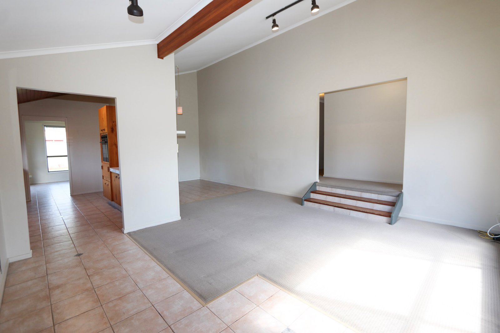 10 Wardoo Street ASHMORE 5