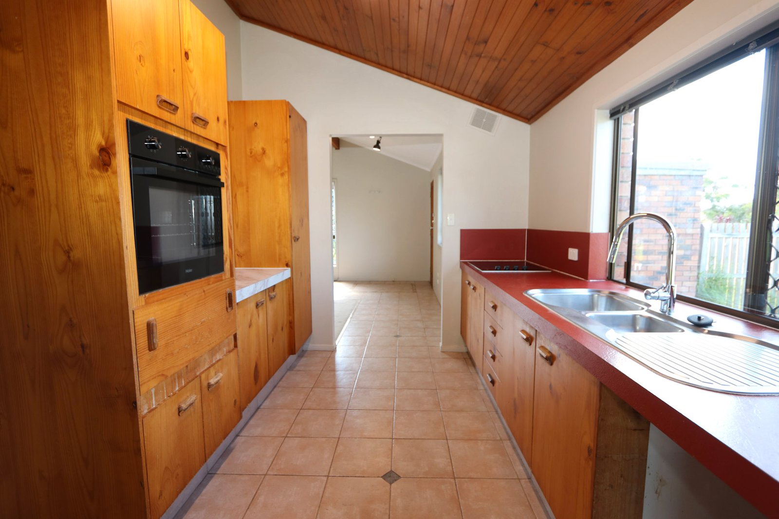 10 Wardoo Street ASHMORE 7