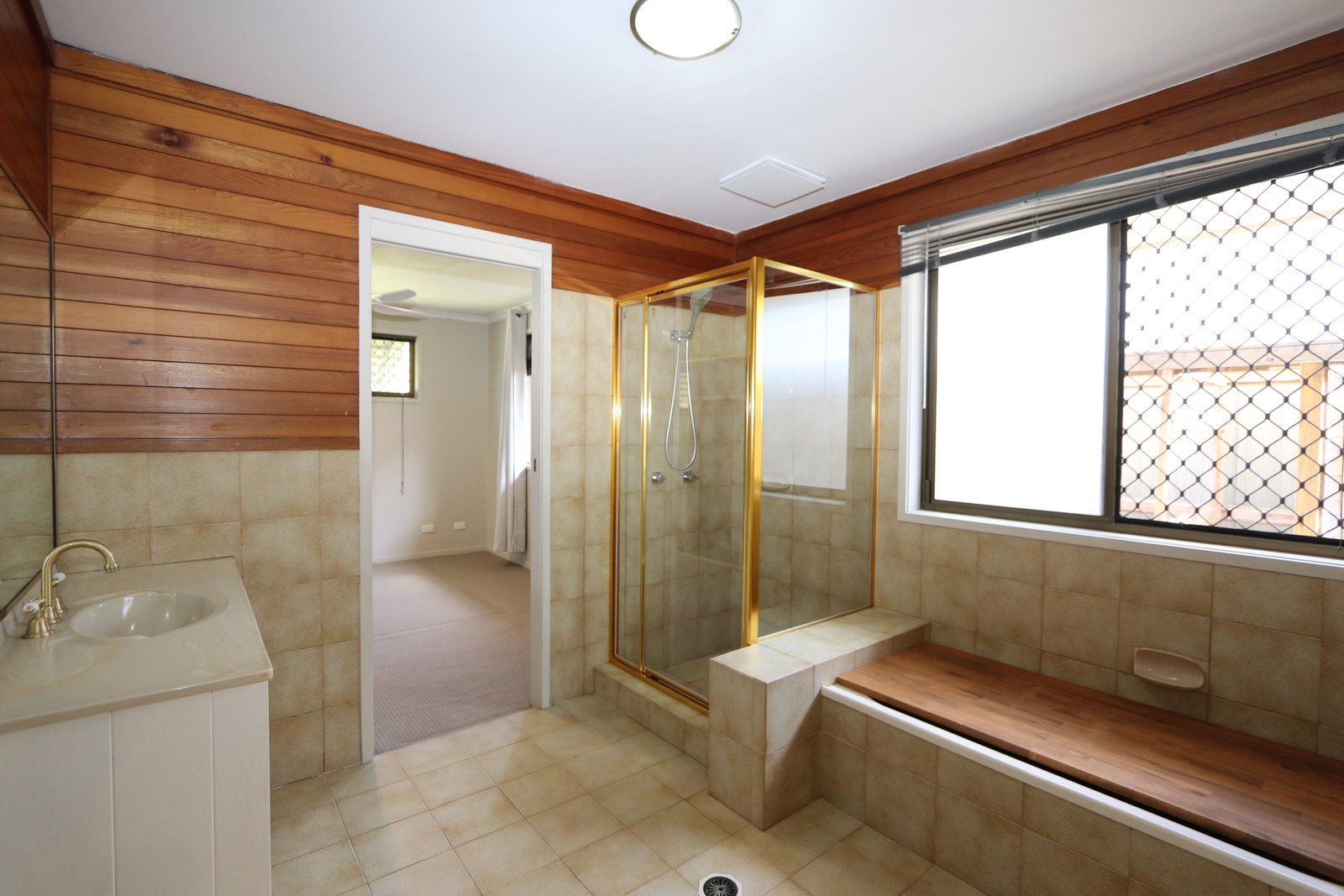 10 Wardoo Street ASHMORE 13