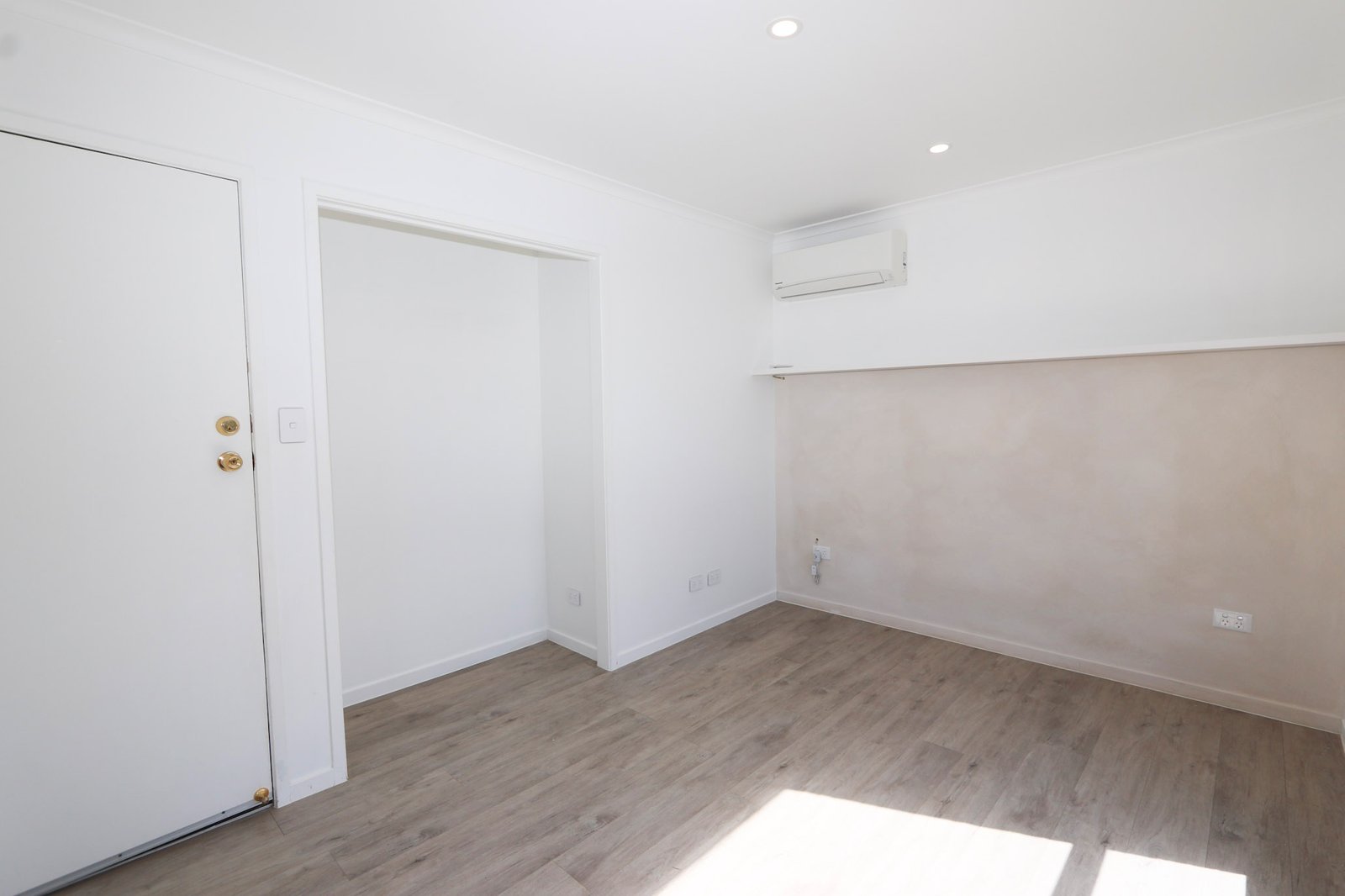 10 Wardoo Street ASHMORE 16