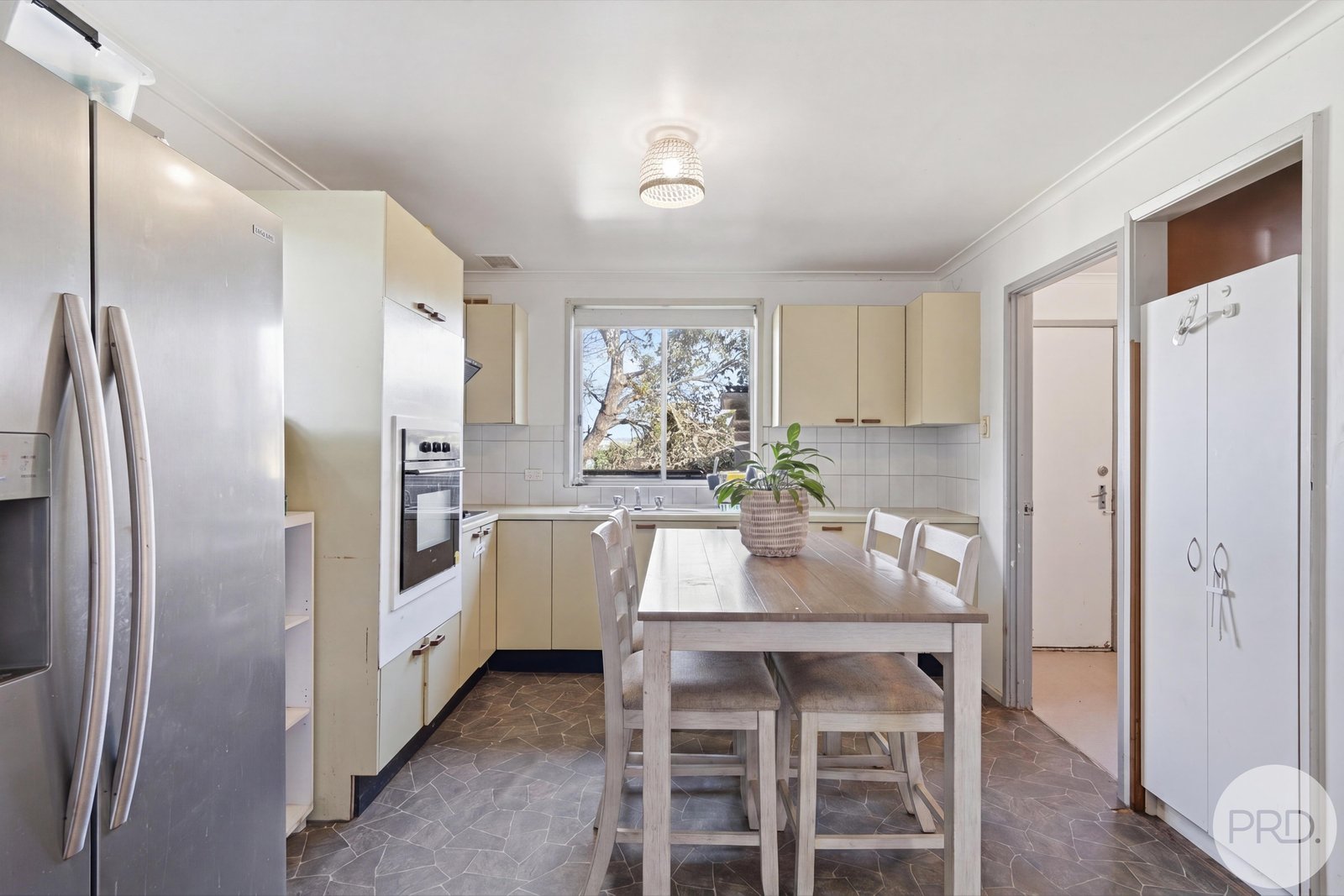 10 Wendy Avenue CLARENDON VALE 6