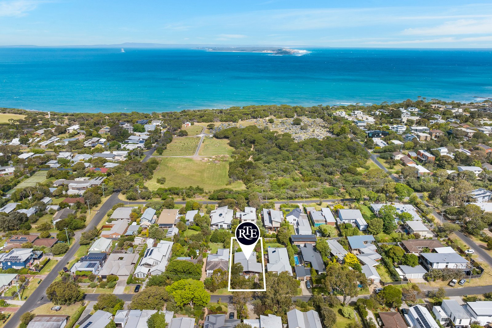 Real Estate and Property in 10 Werry Road, Point Lonsdale, VIC