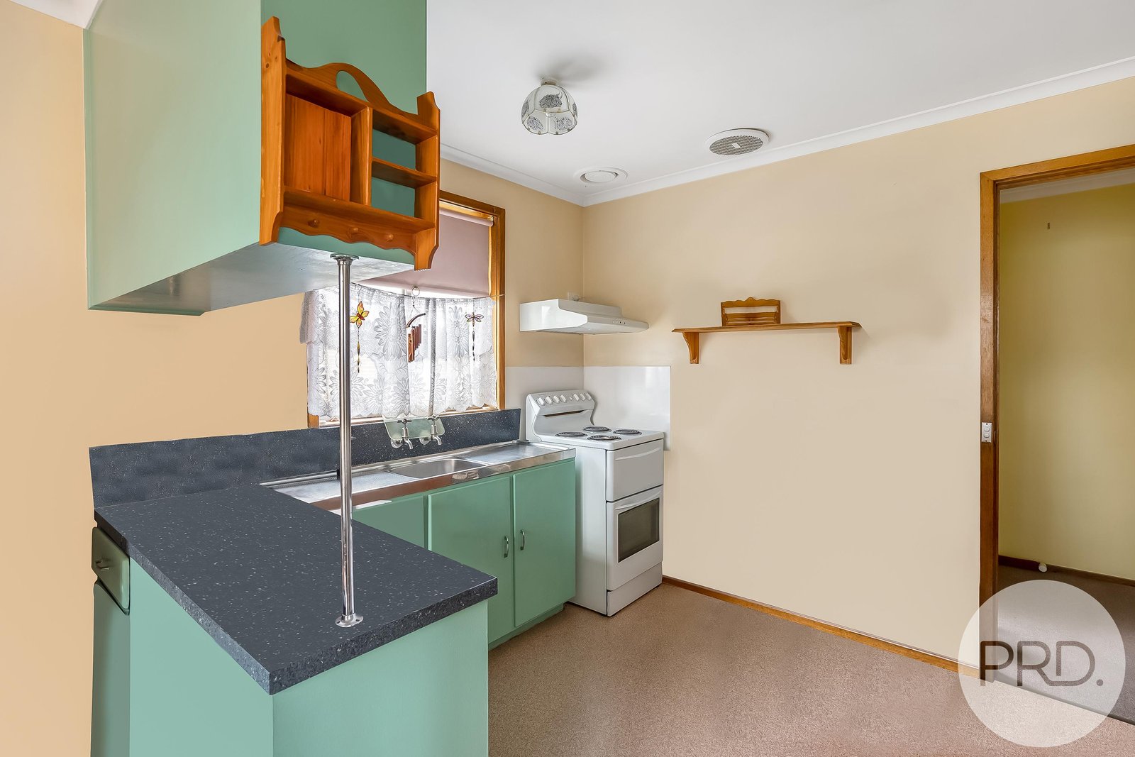 10 Whelan Drive HERDSMANS COVE 7