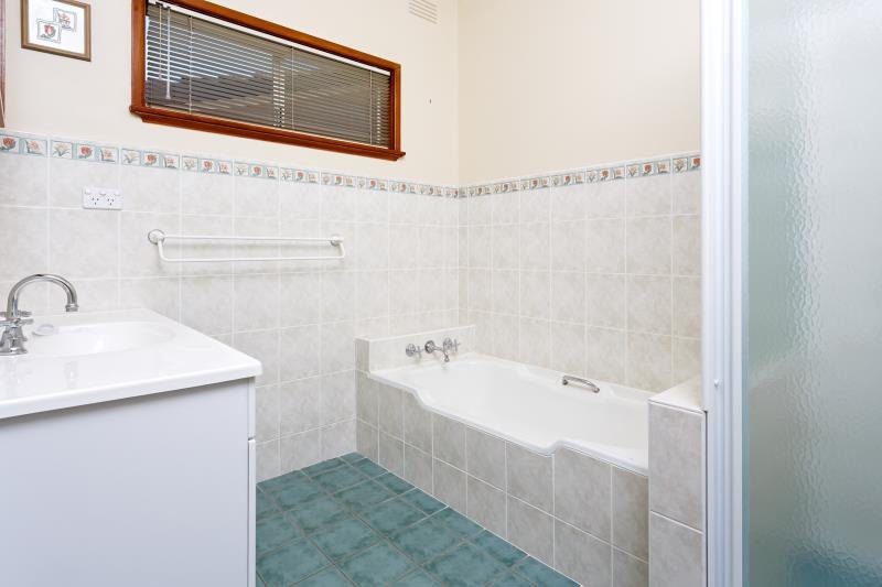 10 Wilks Avenue KOORINGAL 5